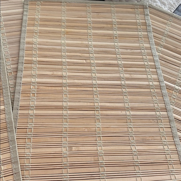 Set of Bamboo Placemats. - Picture 3 of 8